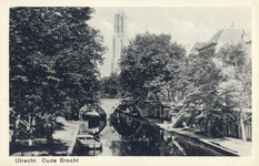 1778 Gezicht op de Oudegracht Tolsteegzijde te Utrecht met op de achtergrond de Weesbrug en de Domtoren.